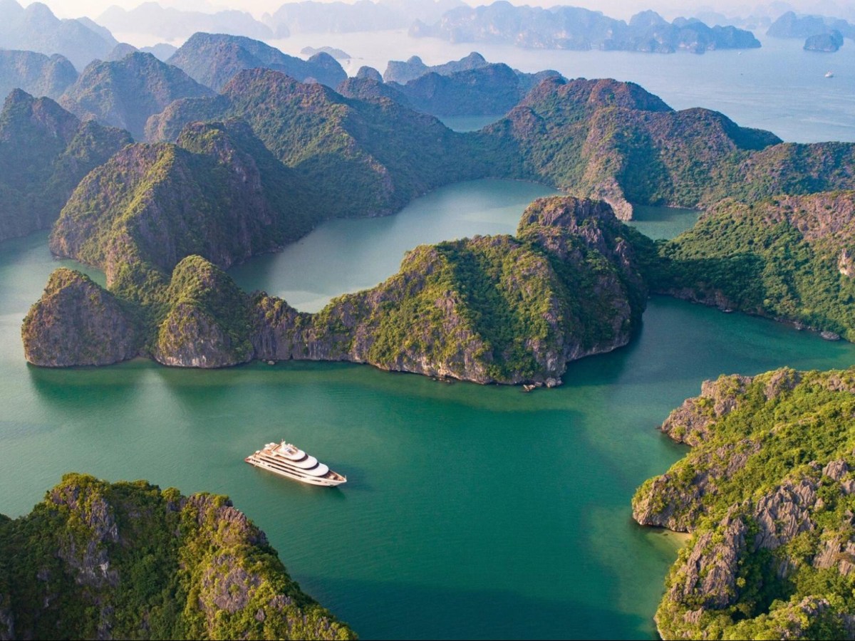 Vietnam’s Ha Long bay cruise listed among Time’s greatest places to stay in&nbsp;2026