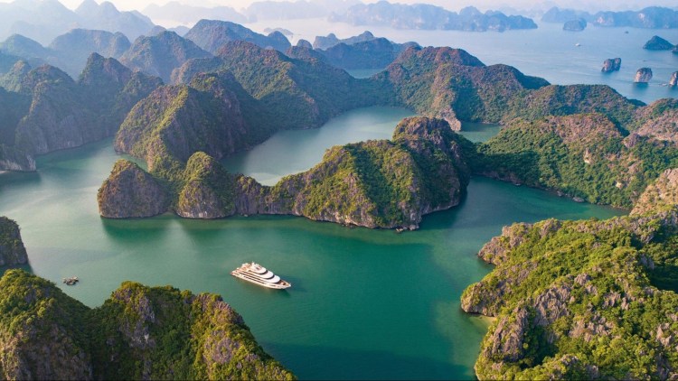 Vietnam’s Ha Long bay cruise listed among Time’s greatest places to stay in&nbsp;2026