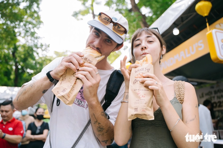 Over 200,000 visitors expected at Ho Chi Minh City banh mi festival with increased food&nbsp;safety