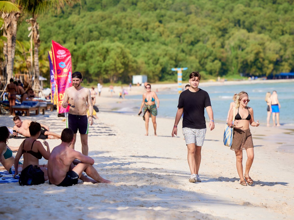 Asia’s ‘most beautiful island’ welcomes 82,000 foreign tourists during&nbsp;holidays