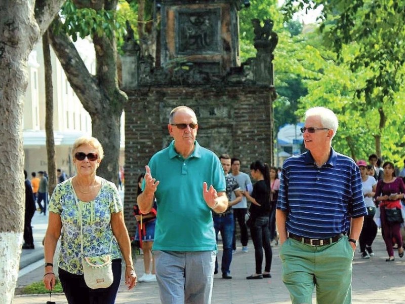 Vietnam tourism sets twin records in international arrivals in May, first 5&nbsp;months